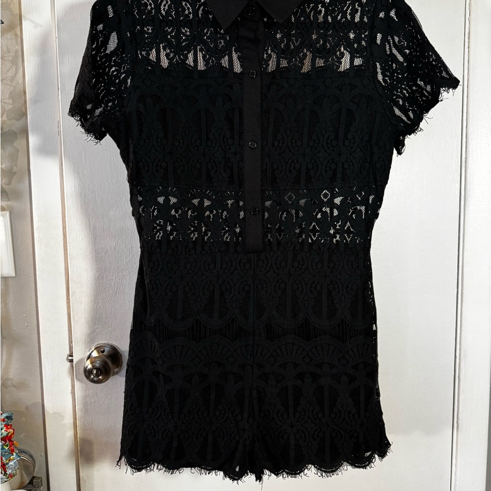Gothic vibes 🖤 Black Lace Romper